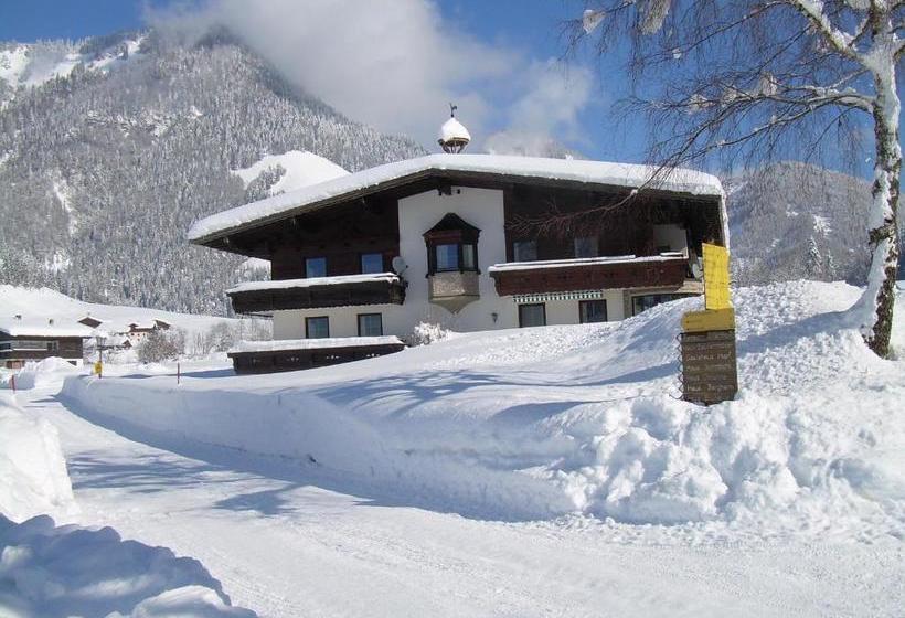 בית מלון כפרי Appartementhaus Montana