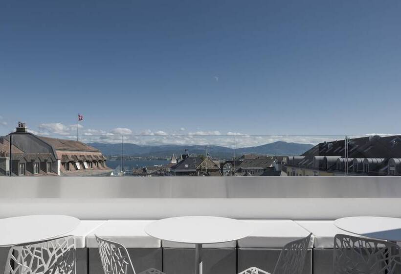 Отель Base Nyon