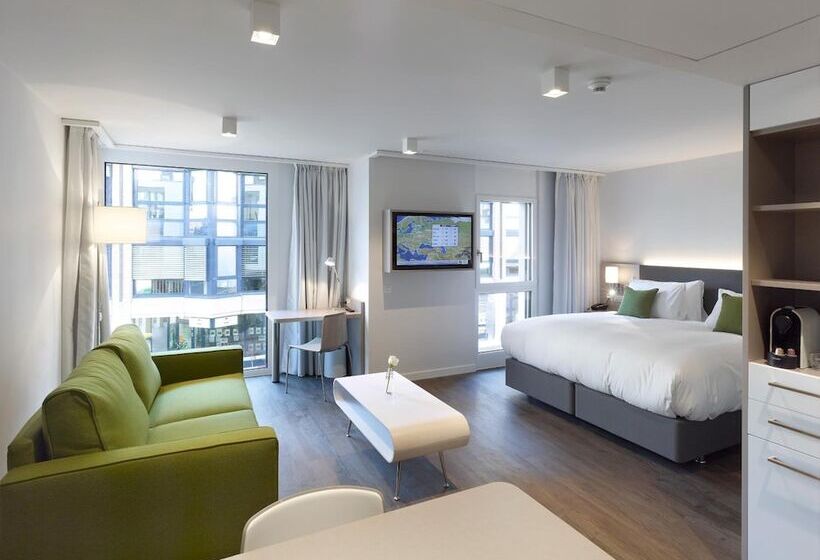 Отель Base Nyon