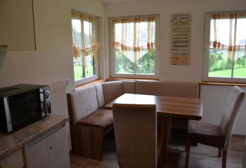 فندق Bauernhof Schnoellhof