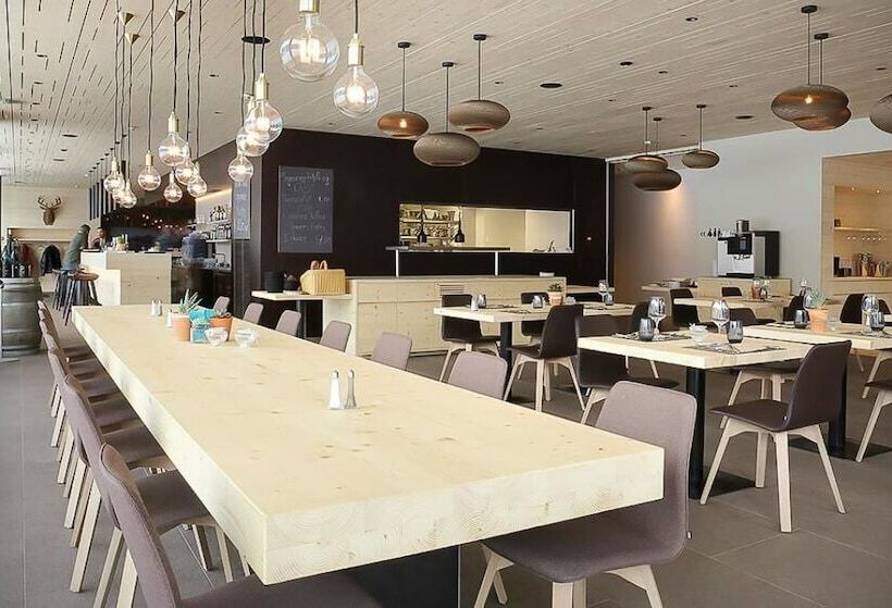 فندق Bever Lodge