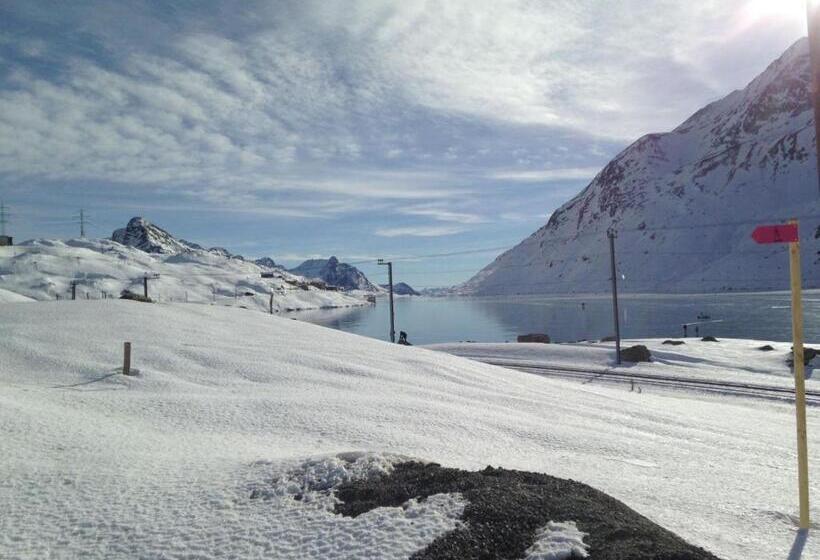 فندق Bever Lodge