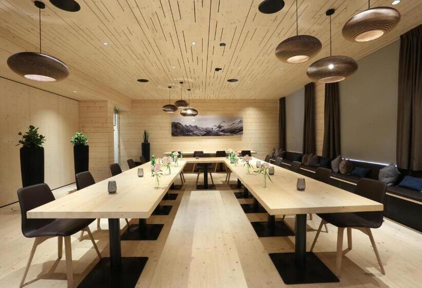 فندق Bever Lodge