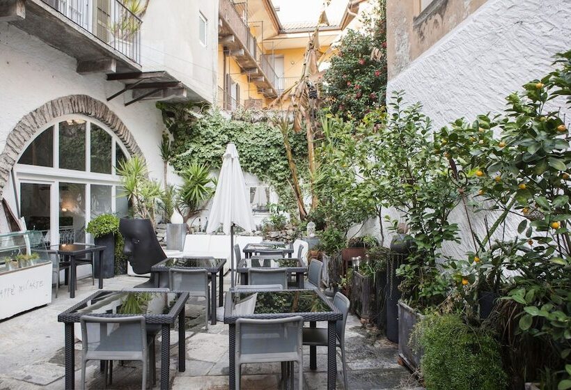 בית מלון כפרי Caffè Dell Arte Boutique Rooms Locarno