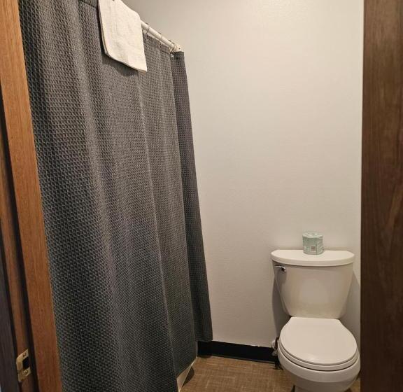 فندق Cle Elum Travelers Inn