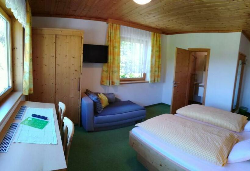 בית מלון כפרי Ferienhaus Regina