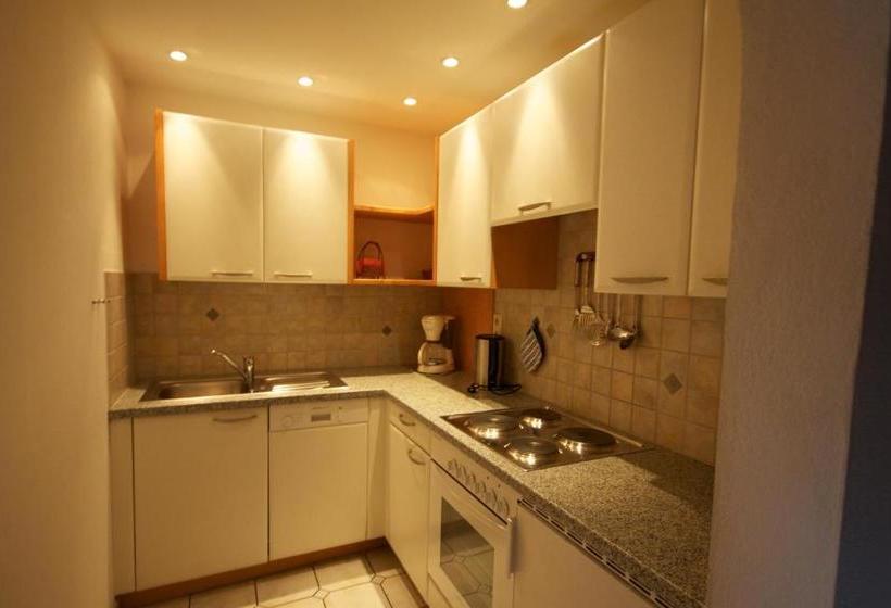 בית מלון כפרי Ferienwohnungen Haus Zangerl