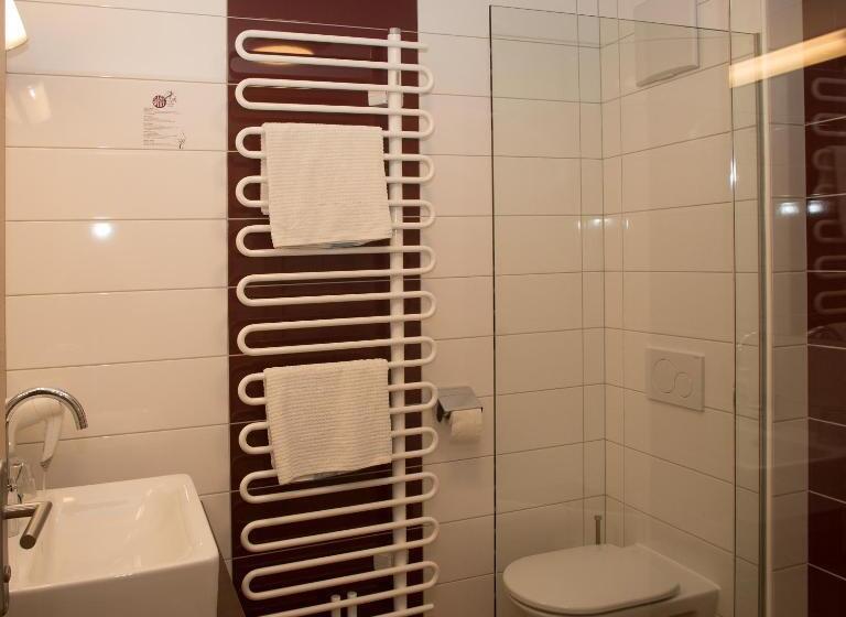 בית מלון כפרי Fürst