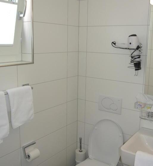 فندق Garni Bären Bazenheid