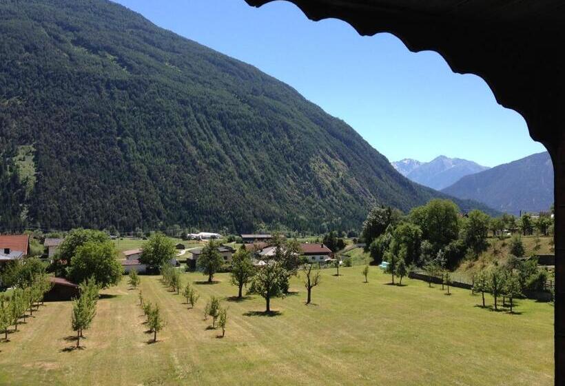 Отель Gasthaus Sonne