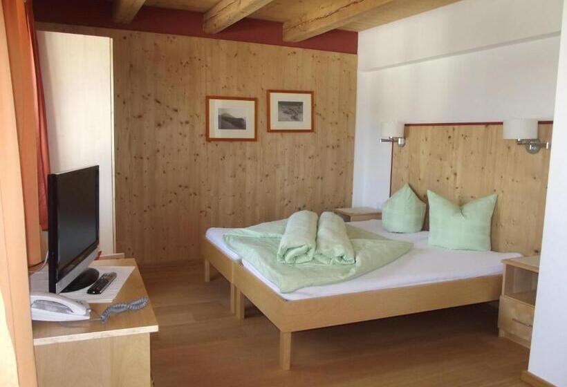 酒店 Gasthof Kronburg