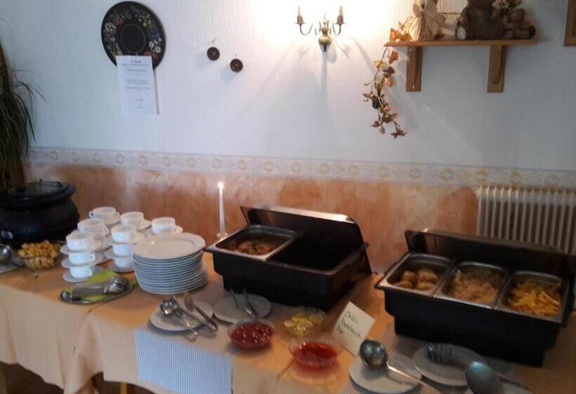 בית מלון כפרי Gästehaus Bärwald