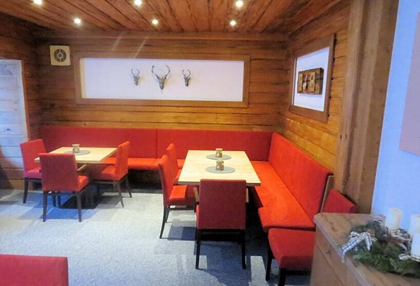 בית מלון כפרי Gästehaus Hackl