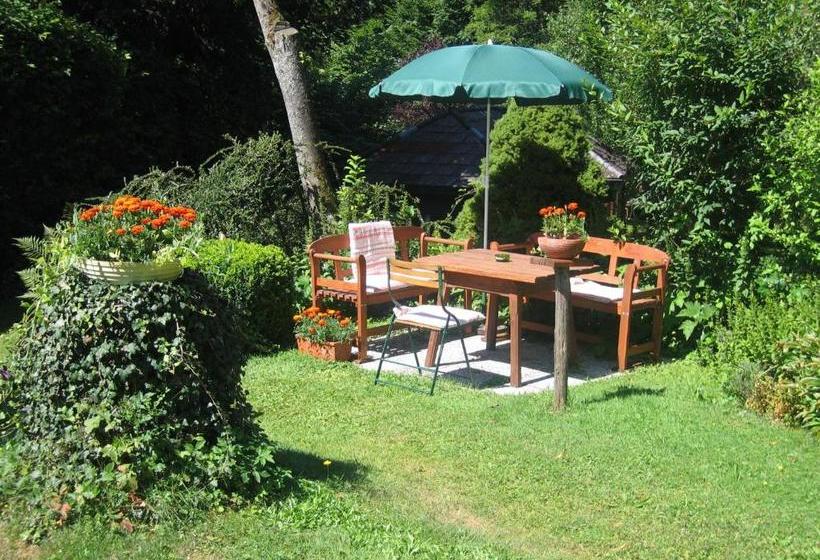 호텔 Gästehaus Sonnenwinkel  Villa Rösler