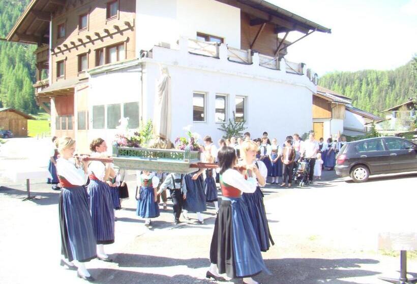 בית מלון כפרי Haus Am Brunnen