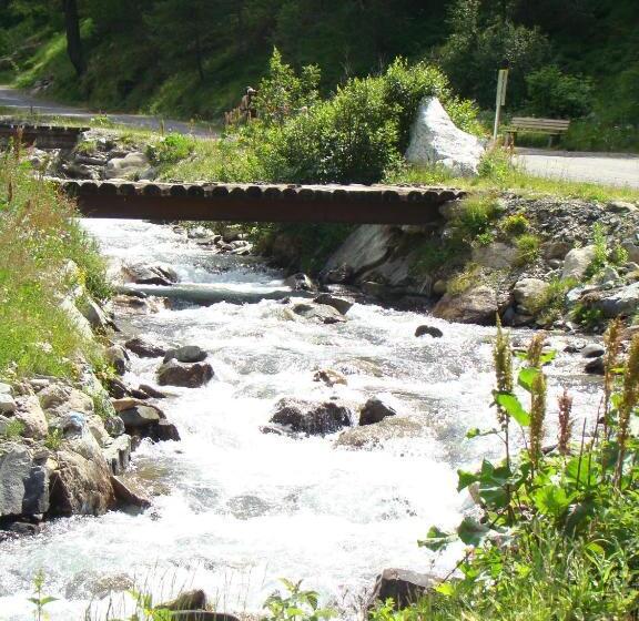 בית מלון כפרי Haus Am Brunnen