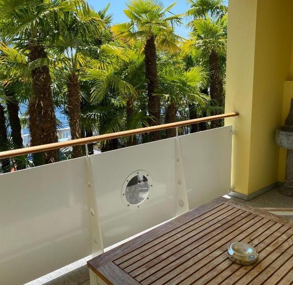 هتل Yachtsport Resort Lago Maggiore