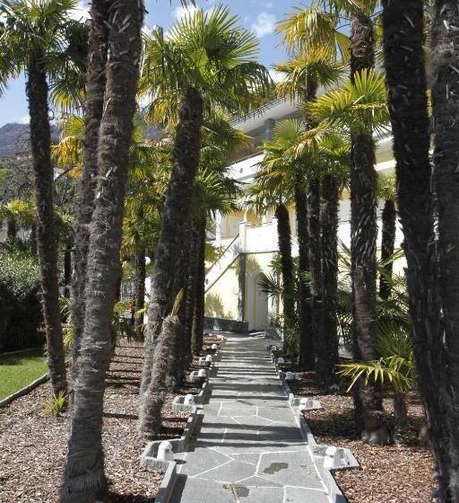 هتل Yachtsport Resort Lago Maggiore