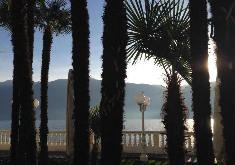 هتل Yachtsport Resort Lago Maggiore