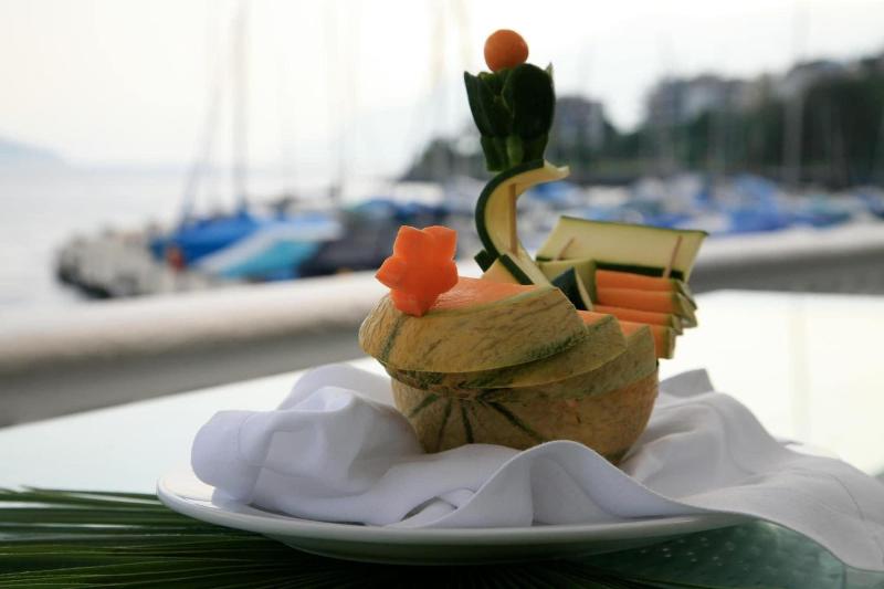 هتل Yachtsport Resort Lago Maggiore