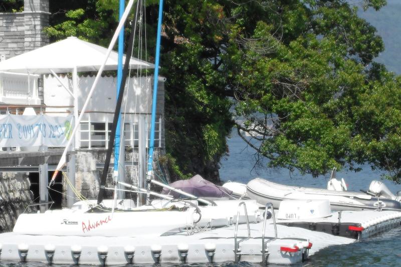 هتل Yachtsport Resort Lago Maggiore