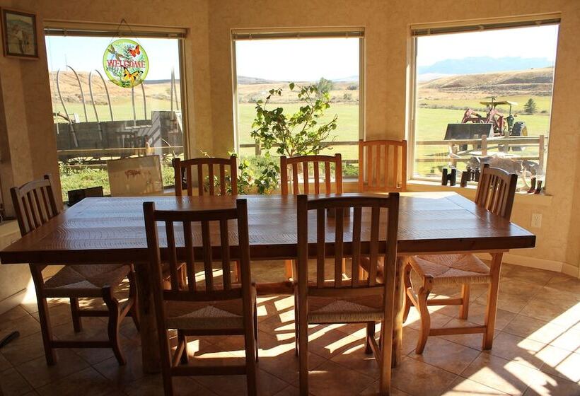 فندق K3 Guest Ranch