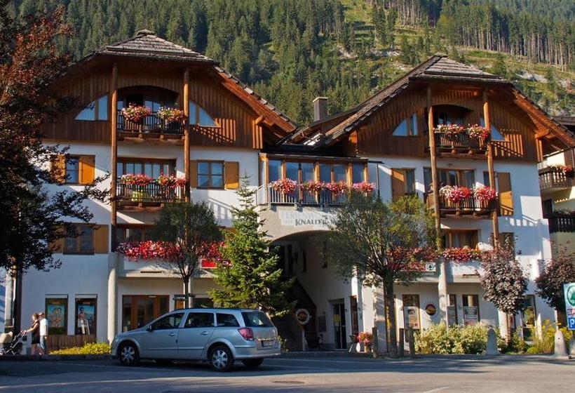 Отель Knaller Möd