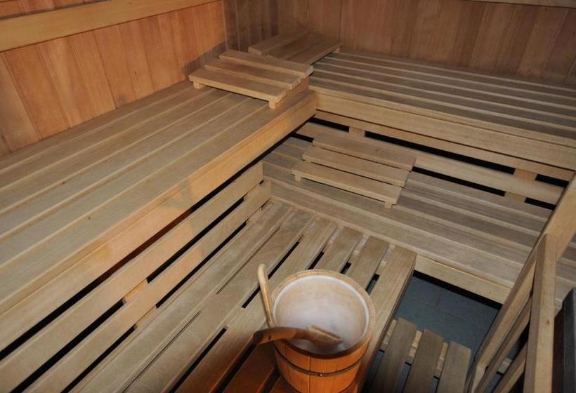 Отель Knaller Möd