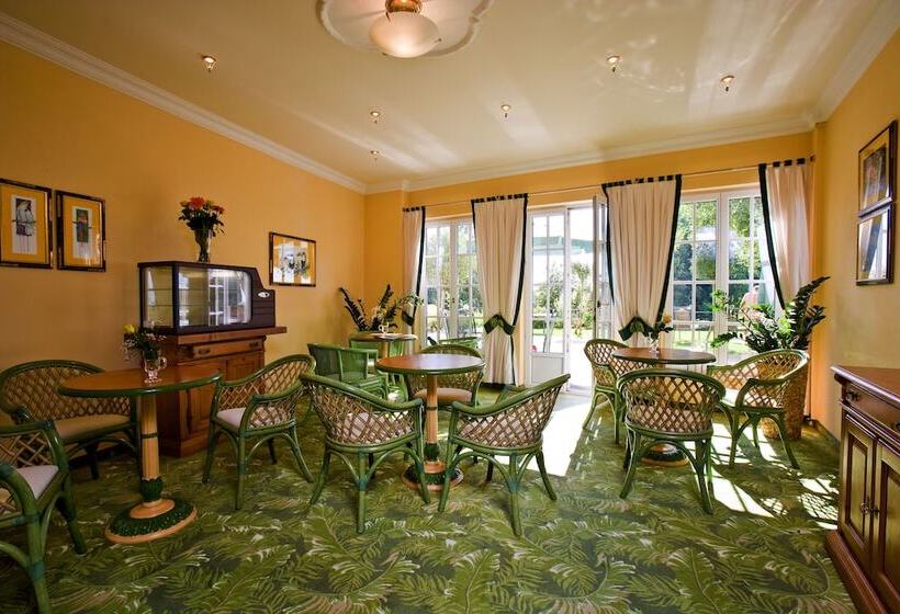 בית מלון כפרי Kurhaus Dr. Petershofer