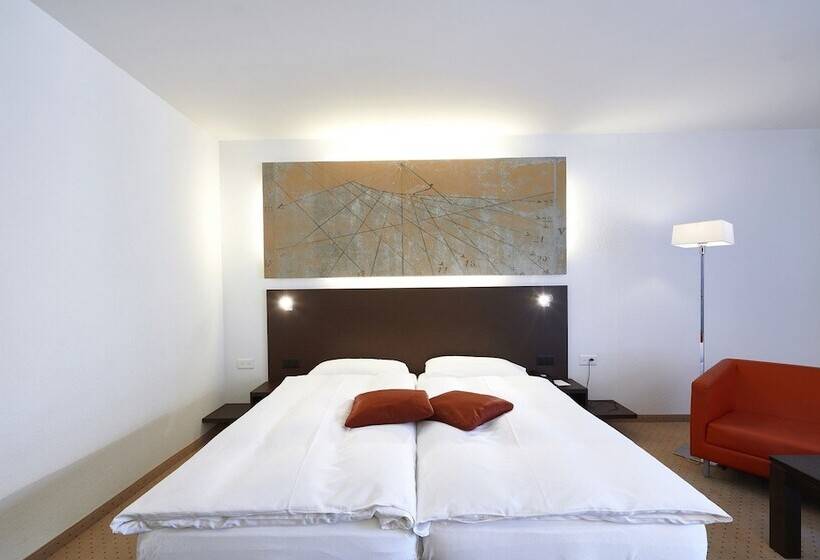 호텔 La Meridiana, Lake & Spa