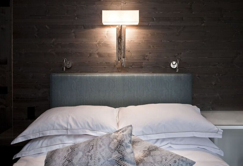 בית מלון כפרי Morosani Fiftyone   The Room Only