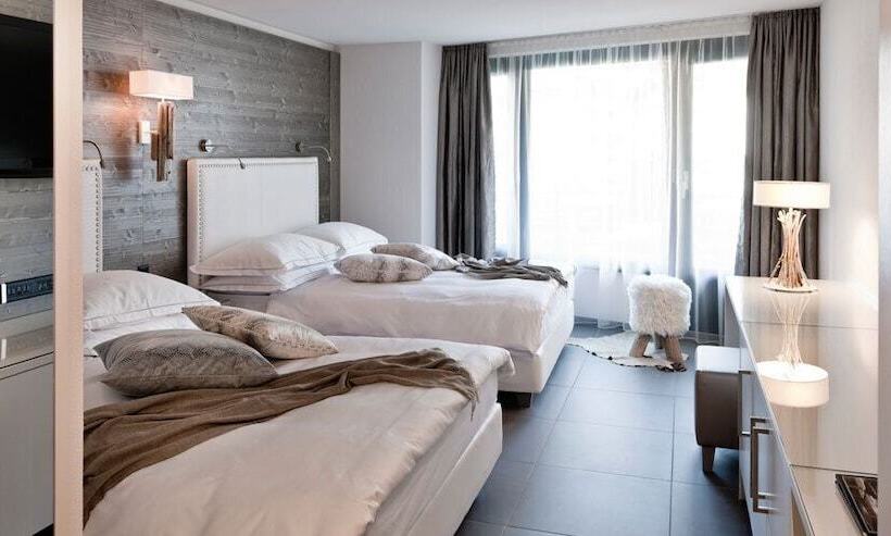 בית מלון כפרי Morosani Fiftyone   The Room Only