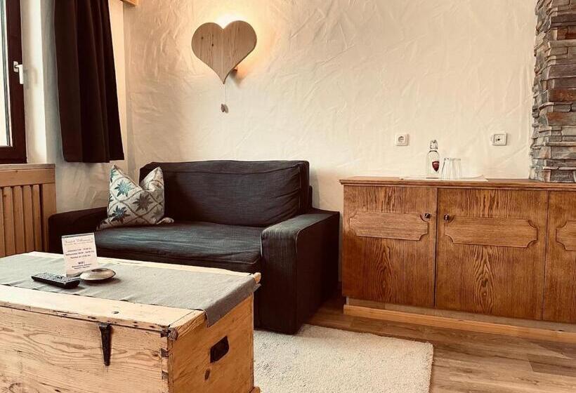 هتل Pension Kreuzeck   Dein Glücksplatz Am Lech