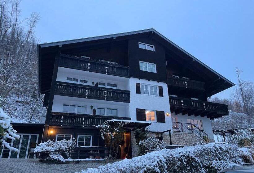 ホテル Pension 's Waldeck