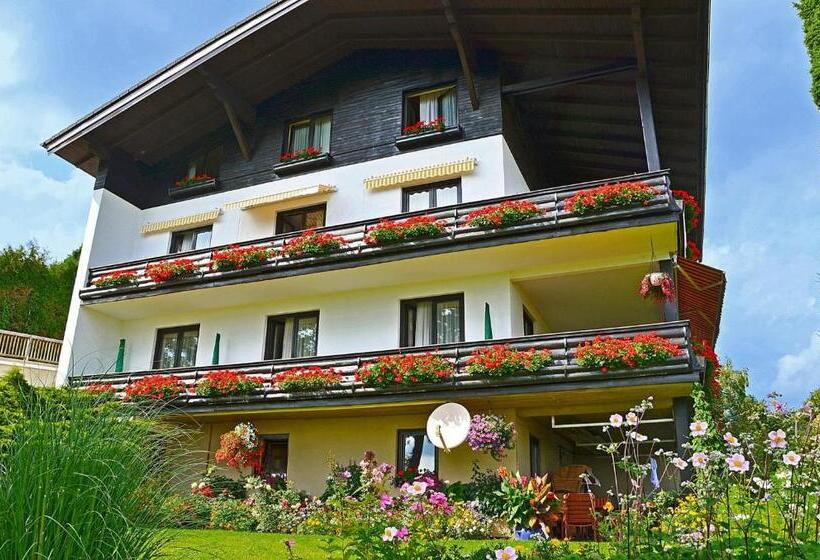 ホテル Pension Seirer