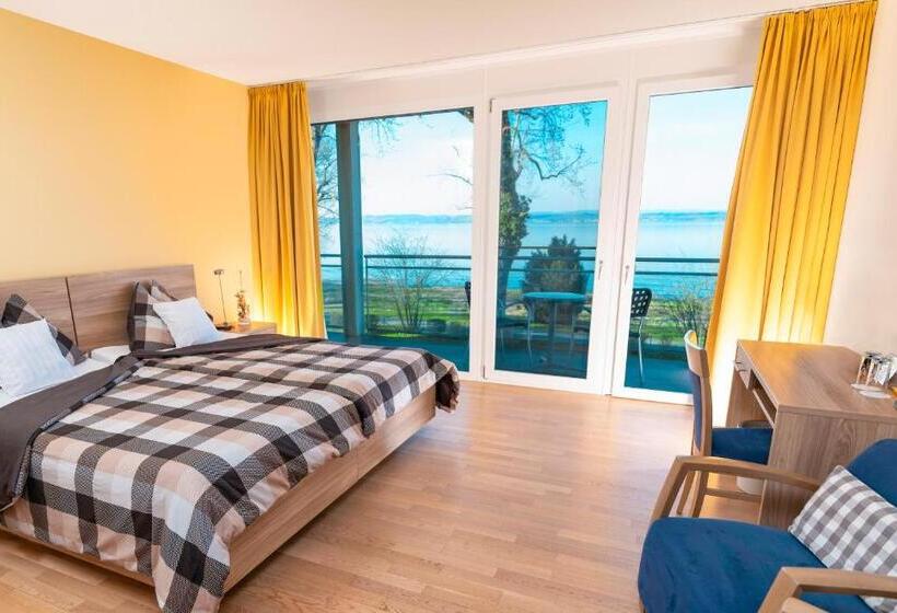 ホテル Restaurant Sokrates