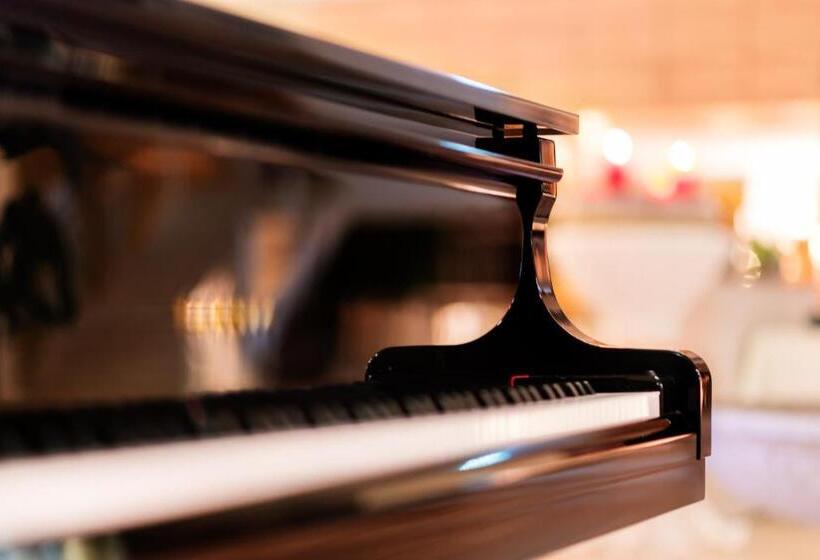 ホテル Restaurant Sokrates