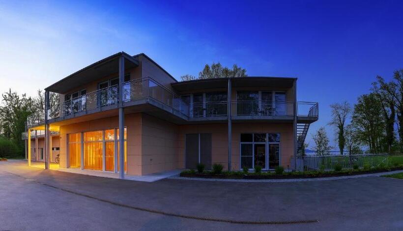 ホテル Restaurant Sokrates