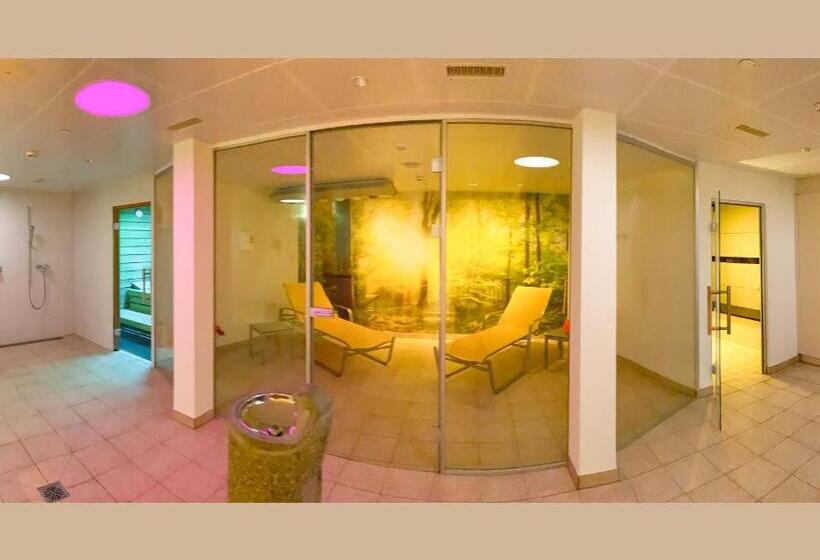 ホテル Restaurant Sokrates