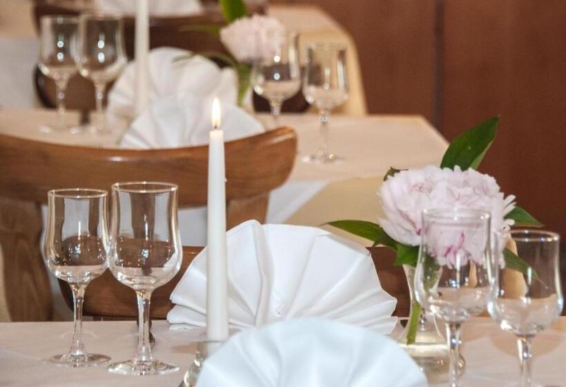 Отель Speiserestaurant Traube