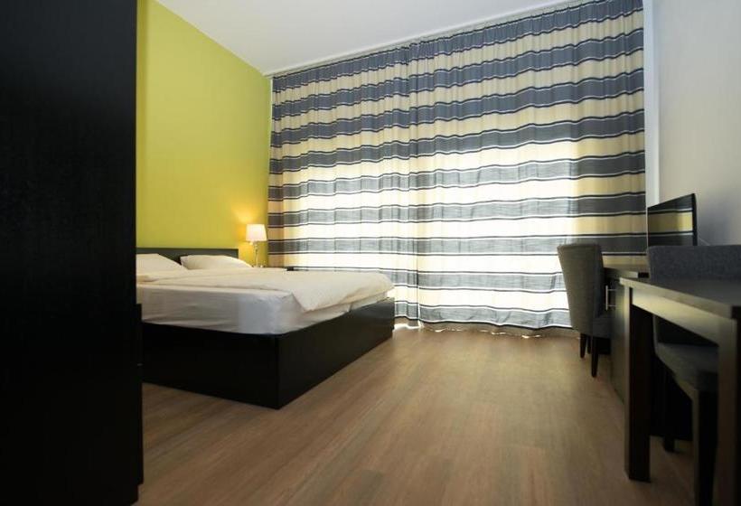 ホテル Swiss Bellevue