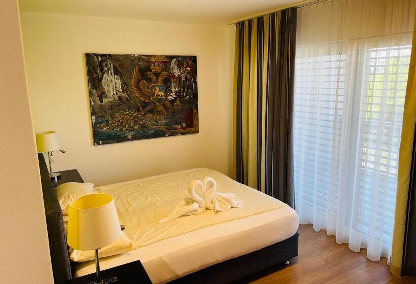 ホテル Swiss Bellevue