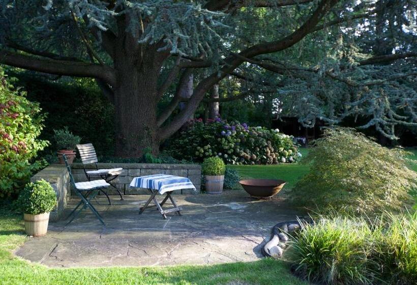 酒店 The Garden Guesthouse