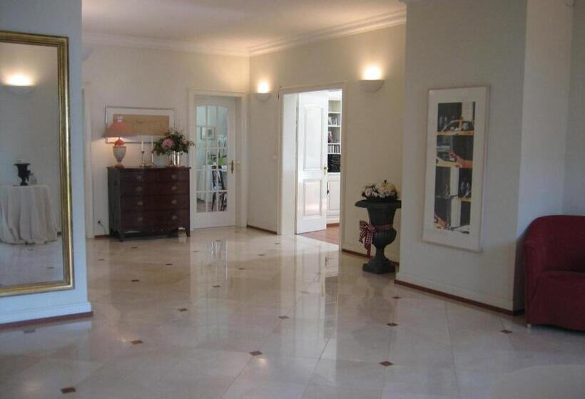 酒店 The Garden Guesthouse