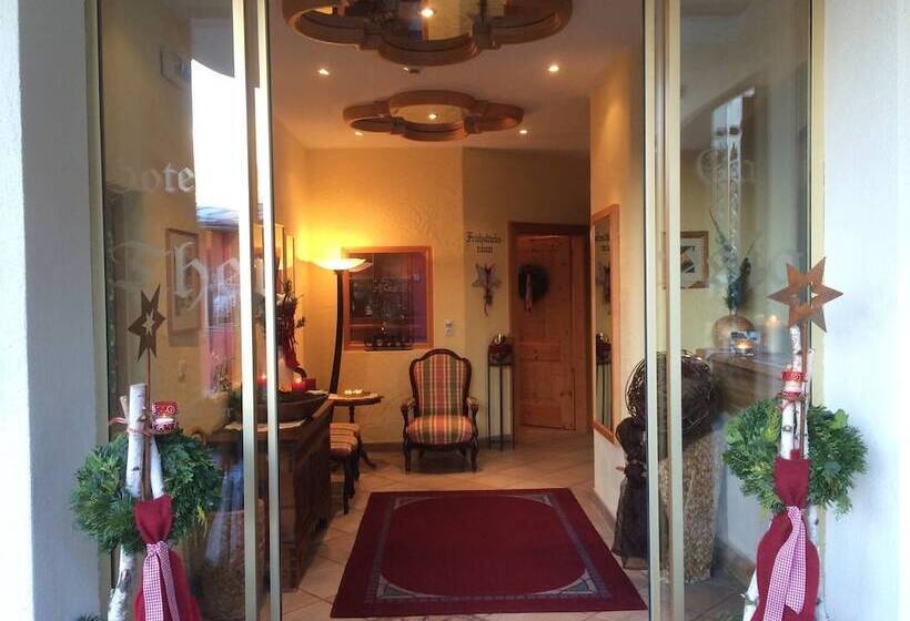 فندق Theresia Garni