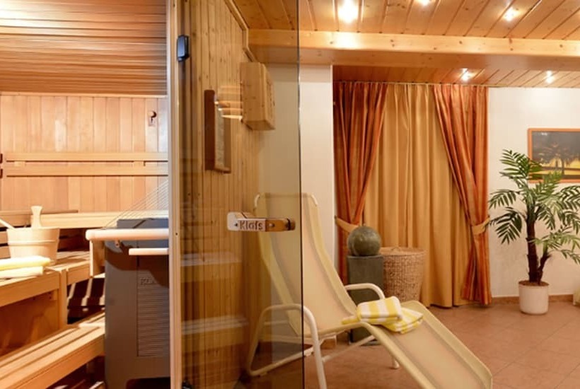 فندق Theresia Garni