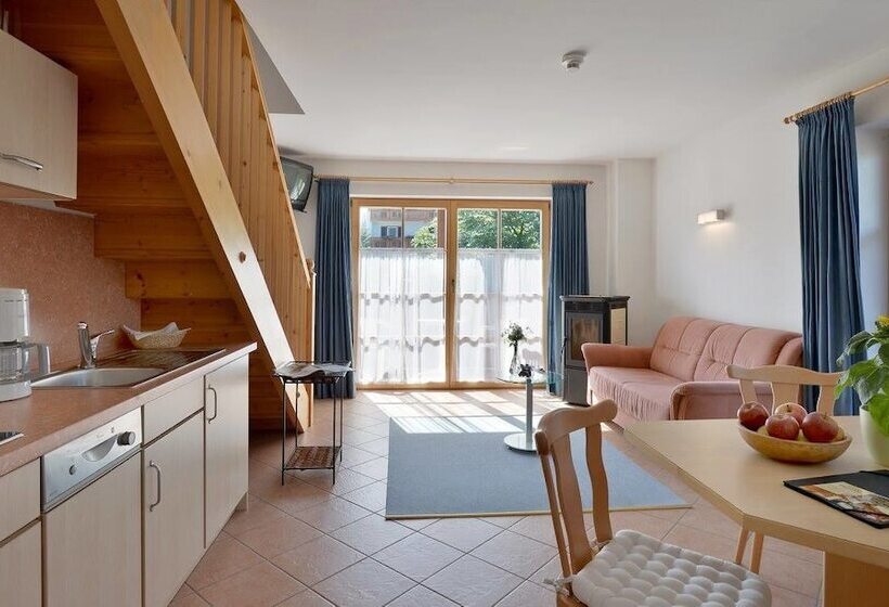 فندق Theresia Garni