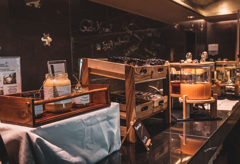 בית מלון כפרי Aja Bergresort Werfenweng