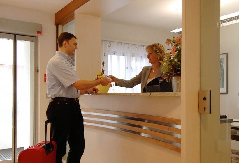 호텔 Viktoria Leukerbad Therme