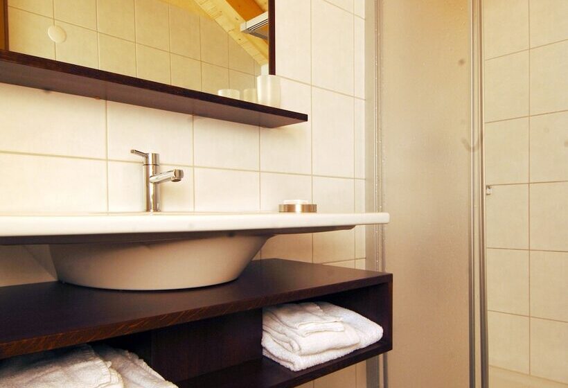 호텔 Viktoria Leukerbad Therme